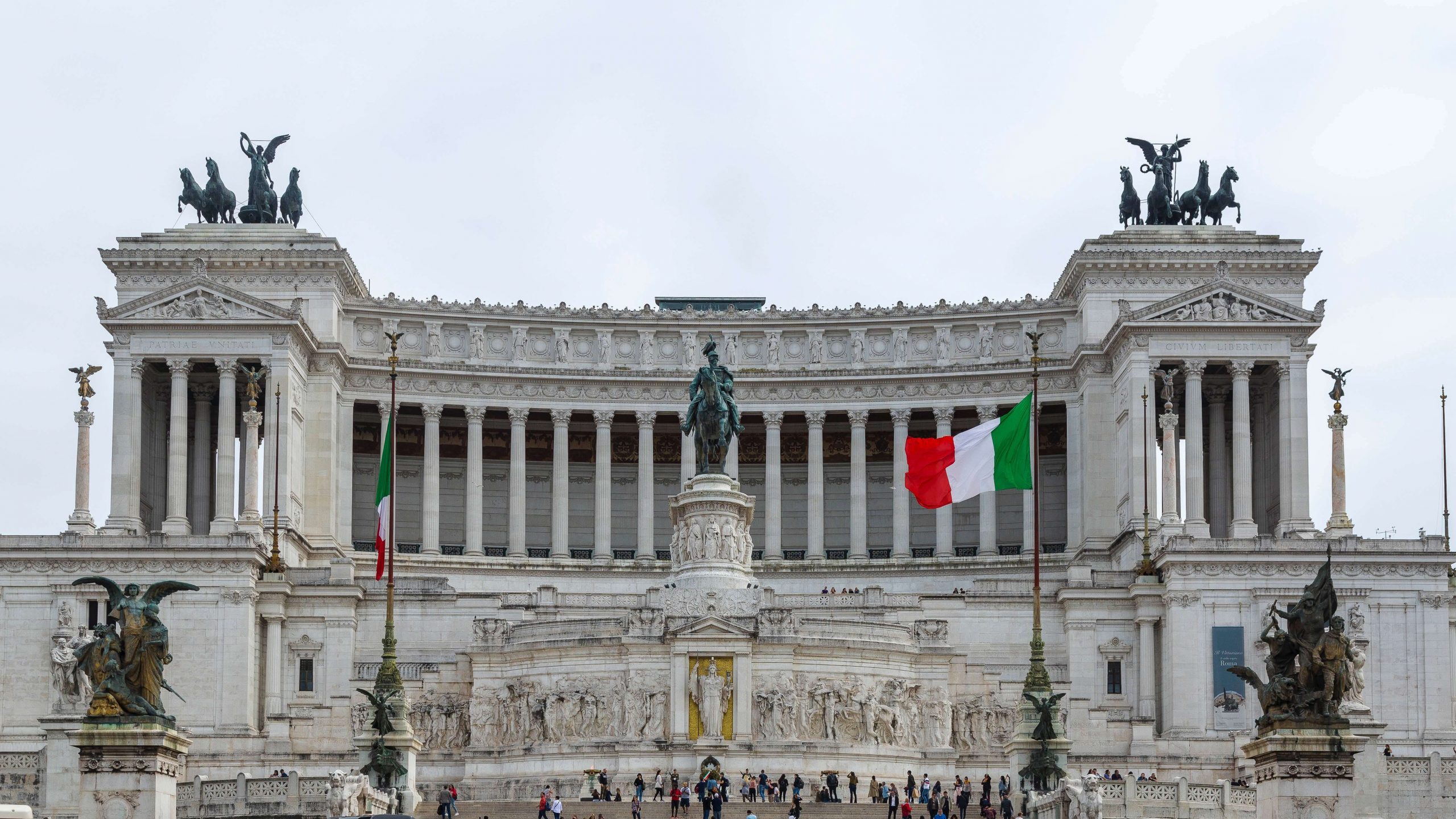 Qual a melhor empresa cidadania italiana