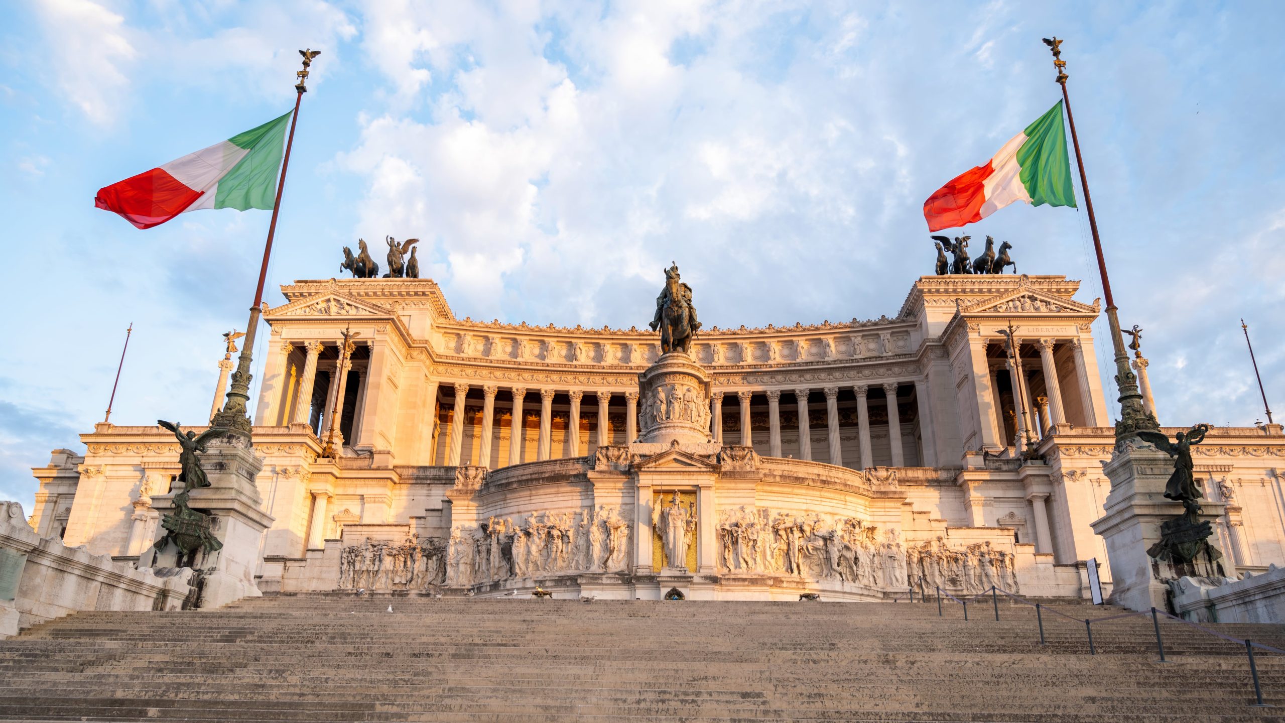 Após boa vitória em Turim, Roma pula para terceiro no ItalianoJogada 10